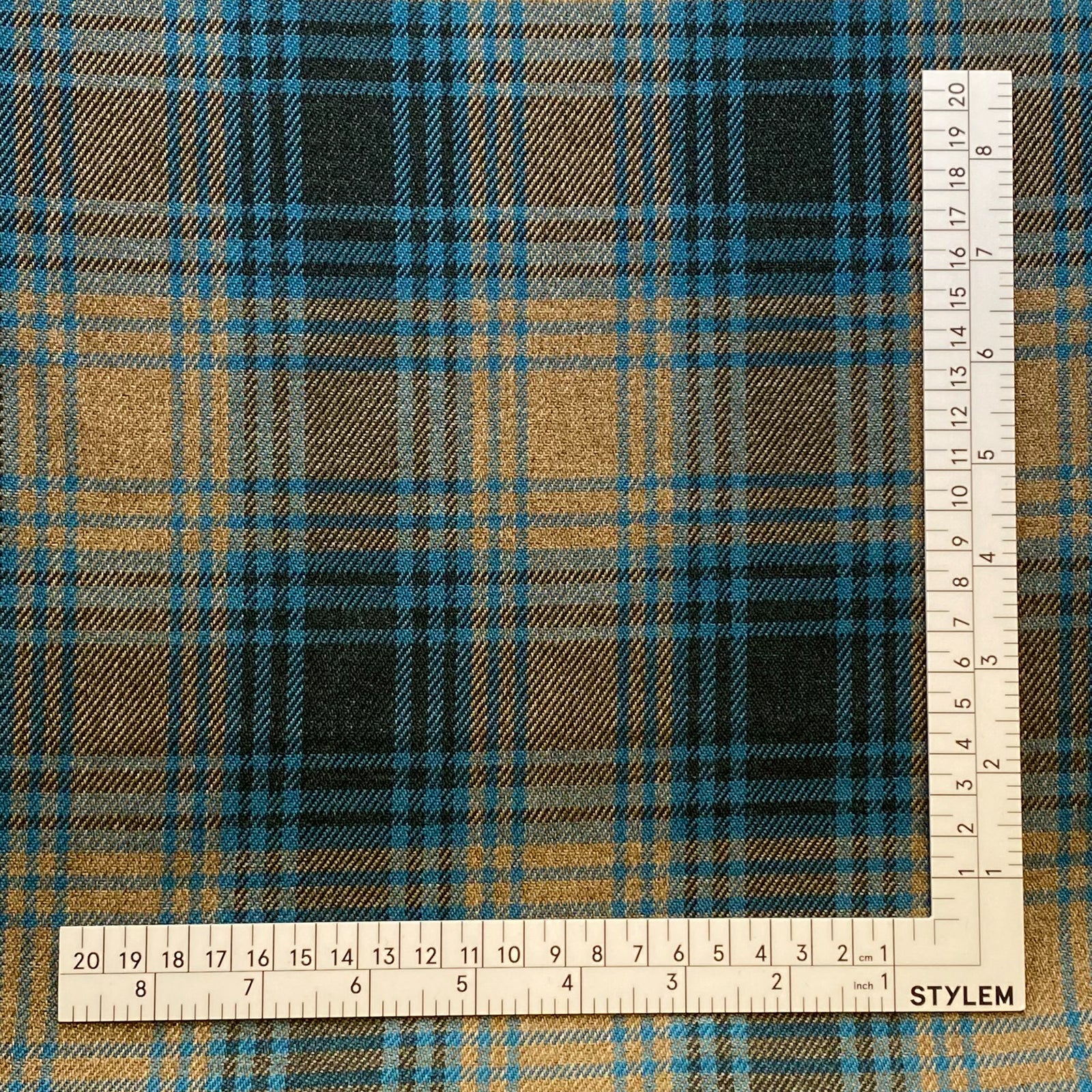 漢POW Deutsch Green 9 Pin (J1939 Type 2) to Black 9-Pin Connector